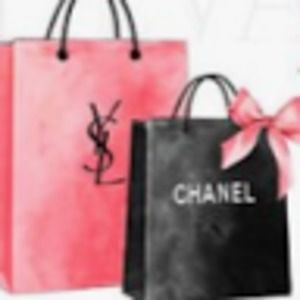 Meet your Posher, Ava